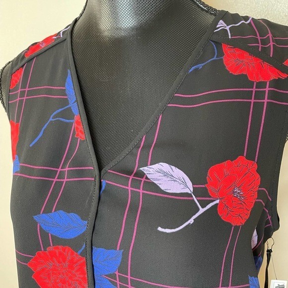 Halogen Top Sheer Floral Sleeveless V Neck Tank New Etta Check Black Size Small - Picture 7 of 8